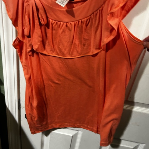 T.166 mark. Ruffle Top - Picture 4 of 5